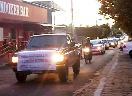 Batayporã: Carreata leva  comerciante as ruas na tarde de hoje 15/03