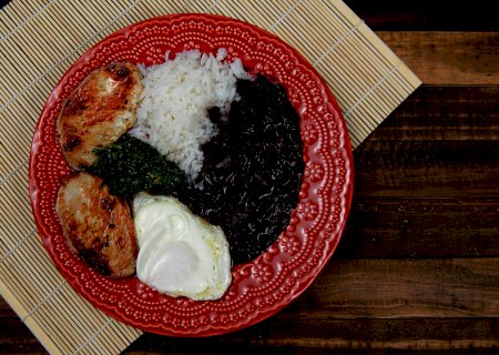 Agro do Brasil alimenta 4 vezes mais pessoas que a população do país