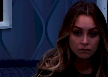 BBB 21: "Siga sua vida", diz produção à Carla Diaz ao reclamar do 'pay-per-view pessoal'