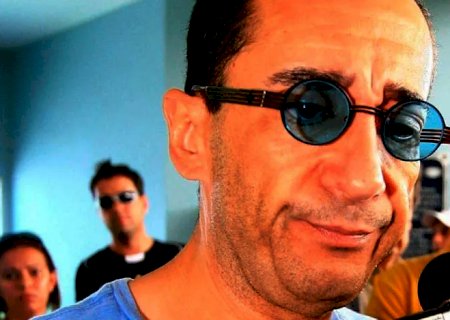 Jorge Kajuru afirma que é pai de uma das filhas de Túlio Maravilha