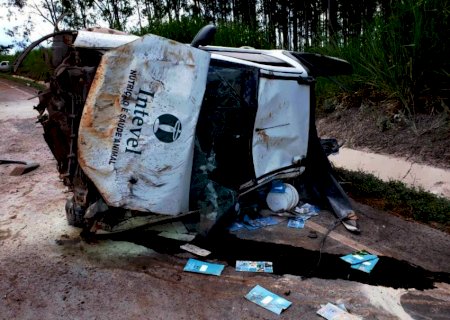 IVINHEMA: Acidente deixa homem ferido após capotamento