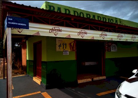 Batayporã: No Bar do Barriga além daquela bebida estupidamente gelada, tem carvão para churrasco