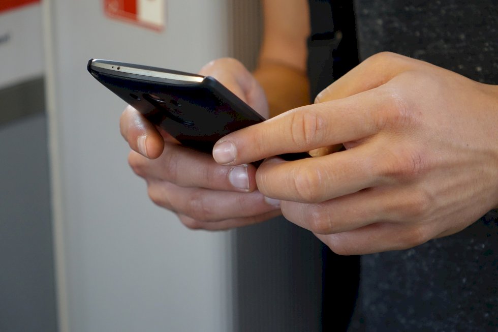 Nova Andradina: Mensagens em celular provoca ciúmes e leva casal a vias de fato