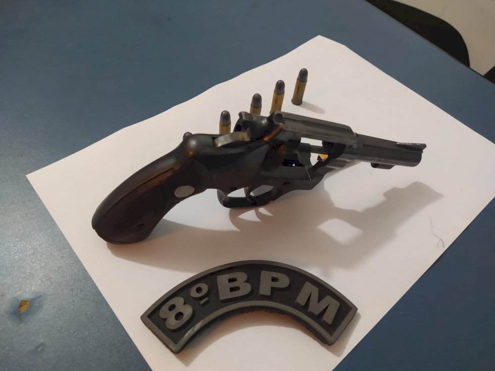 Polícia Militar prende homem por porte ilegal de arma de fogo em Nova Andradina