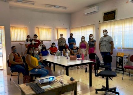 Em Batayporã, servidores do Acolhimento Morada dos Anjos têm capacitação em Psicologia Comportamental
