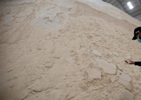Brasil embarca 200 mil t de açúcar para a Rússia,que tem prateleiras vazias