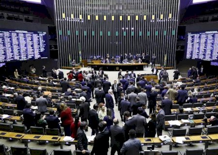 Câmara conclui aprovação de projeto que autoriza educação em casa