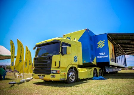 Em parceria com a Prefeitura, Circuito Agro BB trouxe atendimento, palestras e exposição de maquinários aos produtores rurais