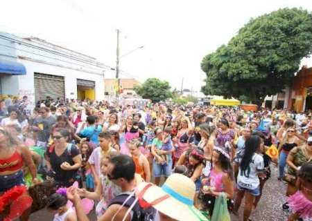 Contra golpes durante a folia, o jeito é levar a boa e velha nota de ‘deizão’