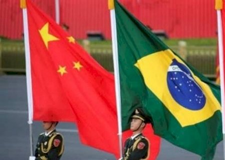 Acordo Brasil-China para ‘fugir’ do dólar será ignorado por exportadores