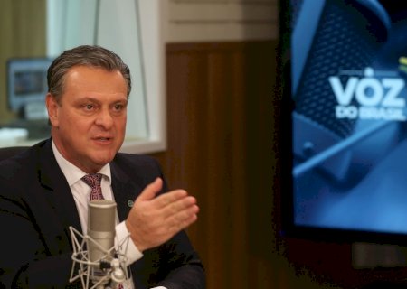 Ministro da Agricultura diz à CNN que viagem à China vai aproximar o agronegócio de Lula