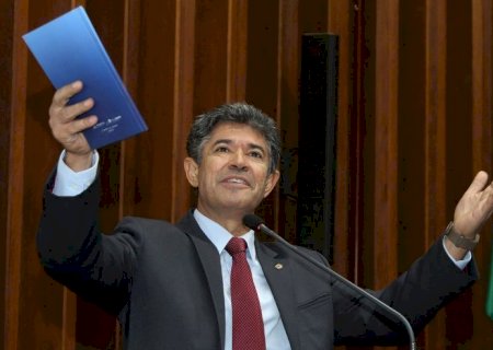 Deputado enaltece fortalecimento do cooperativismo e trabalho de Frente Parlamentar