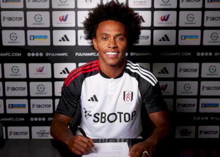 Ex-Corinthians, Willian volta atrás e decide renovar com o Fulham por mais um ano