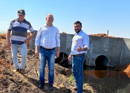 Taquarussu: Estradas vicinais recebem melhorias constantemente