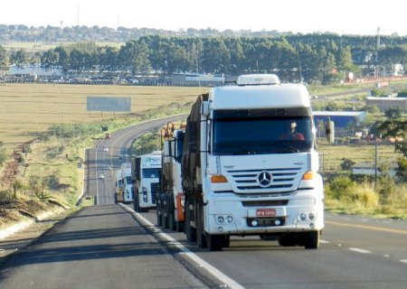 Produtos do agro lideram fluxo do transporte rodoviário de cargas em MS e no Brasil