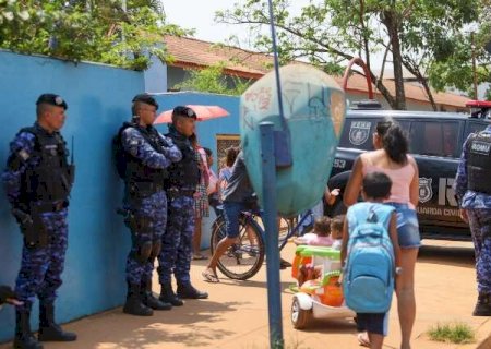 Com 5 brigas por mês, pais ameaçam protestar em escola onde menino foi espancado