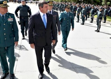 “MS está perto de erradicar extrema pobreza', destaca governador na abertura do ano legislativo