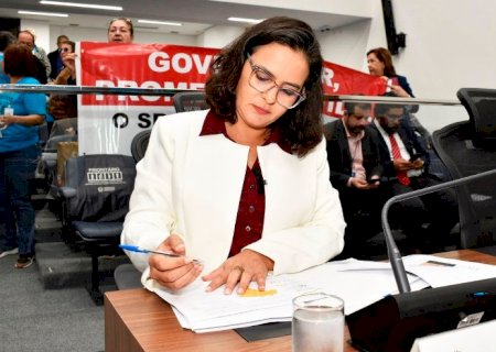 Privatização da educação e futuro da juventude: impactos são tema de debate na Capital