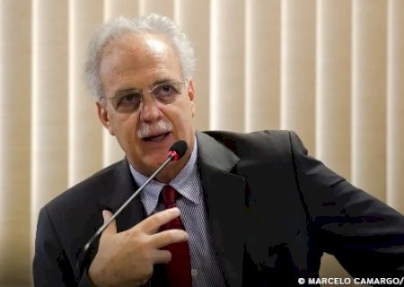 “Estamos a caminho de um suicídio planetário', diz climatologista