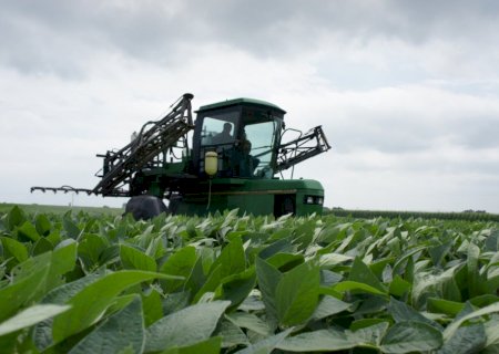 Com baixa no preço dos fertilizantes, importação de uréia e DAP ganha força no Brasil