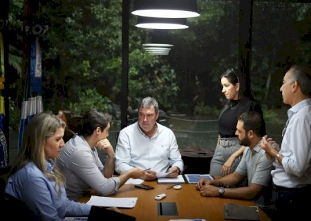 Governador se reúne com secretários para avaliar projetos e já inicia planejamento para 2025