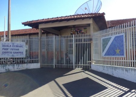 Zeca viabiliza investimento para que alunos de Nova Andradina tenham aulas interativas