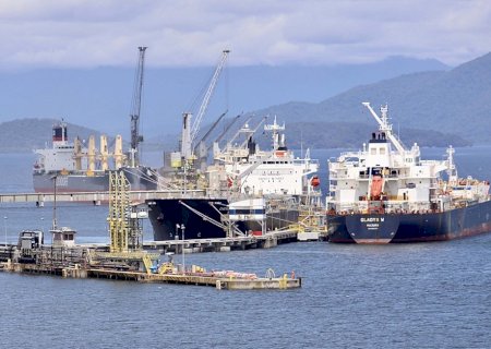Brasil bate recorde de exportações para os EUA com indústria e agro na dianteira