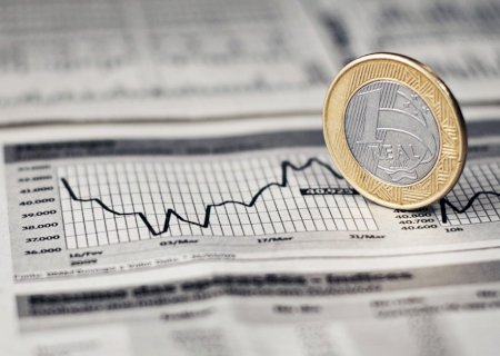 Concessão de crédito sobe para 10,9% em 2024 e endividamento das famílias aumenta