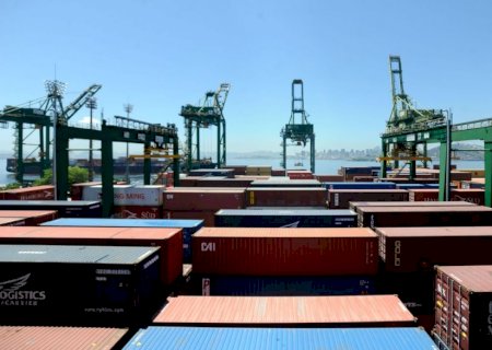 País está caminhando para reprimarização da pauta de exportação, diz presidente da Abimaq