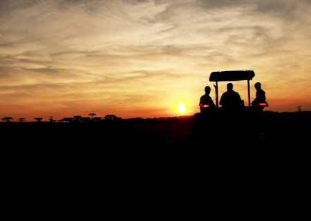 Orientações sobre o trânsito de máquinas agrícolas nas rodovias