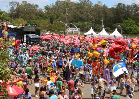 Carnaval 2025 é feriado? Como curtir a folia sem comprometer o trabalho