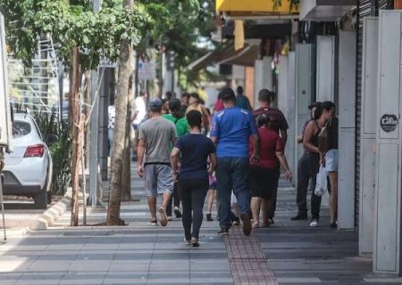 Cartão de crédito continua como vilão e aumenta endividamento das famílias
