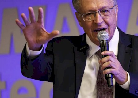 Alckmin discute exportações brasileiras com secretário dos EUA