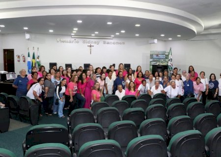 Câmara traz a exposição “Centenário Helena Meirelles' e exalta o protagonismo da mulher na sociedade