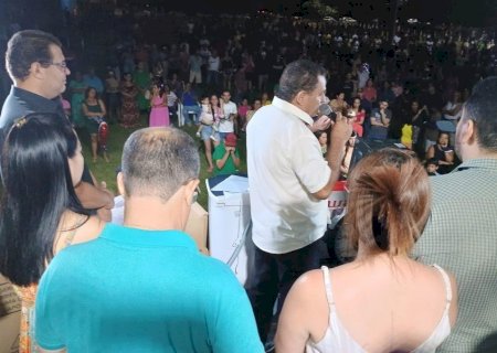 Batayporã: Diante de um ótimo público, ACEB finaliza campanha natalina de 2024