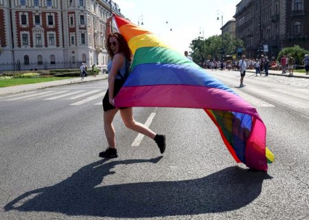 Hungria proíbe Parada LGBT e só reconhece sexos biológicos