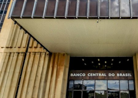 Contas públicas têm superávit de R$ 3,6 bilhões em março