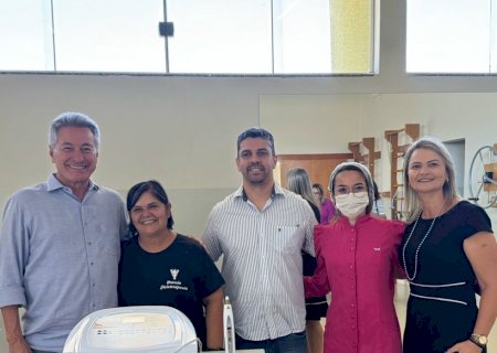 Deputado Roberto Hashioka entrega emendas em Bataguassu