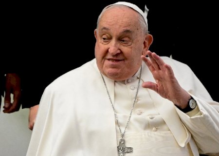 O que é AVC: a causa da morte do papa Francisco e quais seus sintomas?