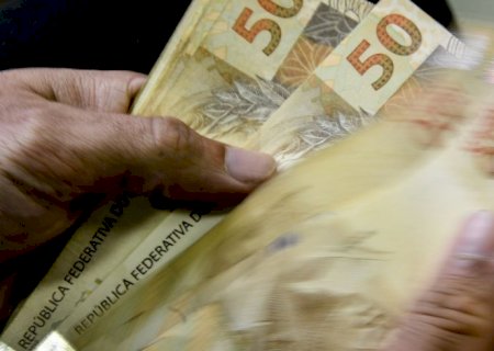 Brasileiros sacaram R$ 258 milhões em valores a receber em fevereiro