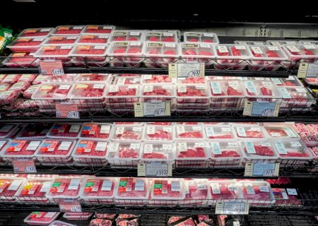 Produtos comuns em plásticos são associados a mortes por doenças cardíacas, mostra novo estudo