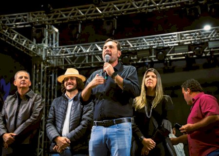 Luan Pereira leva multidão ao delírio em show histórico pelos 66 anos de Nova Andradina