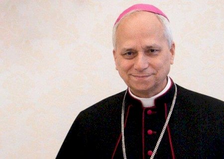 Cardeal americano Robert Prevost é o novo papa, confira: