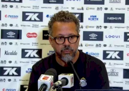 Cléber Xavier diz que até quinta-feira deve ter definição sobre Neymar