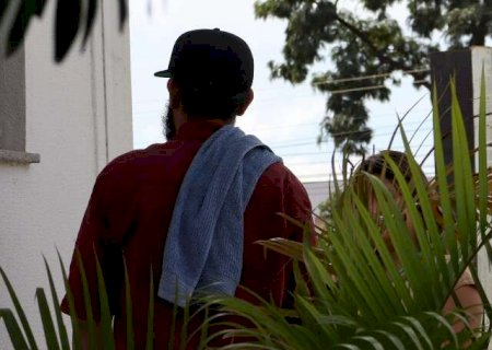Minha mãe era meu xodó, diz filho de mulher morta após ter corpo queimado