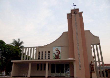 Festa do Padroeiro Santo Antônio reforça tradição e fé em Batayporã-MS