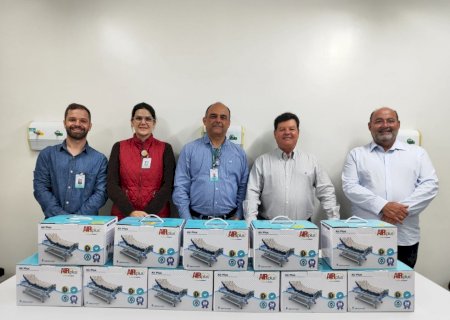 Vereador Dito Machado participa da entrega de colchões pneumáticos ao Hospital Regional de Nova Andradina