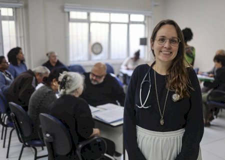 Médicos de família prescrevem volta aos estudos como tratamento de pacientes