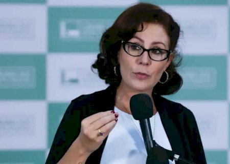 STF Determina Extradição de Carla Zambelli e Perda de Mandato
