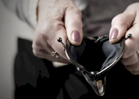 Idosa procura a Polícia, após ter conta bancária invadida e prejuízo chegar a quase R$5 mil reais em transferência via pix